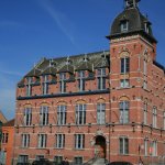 21.TUBIZE, Grand-Place - Hôtel communal (1)